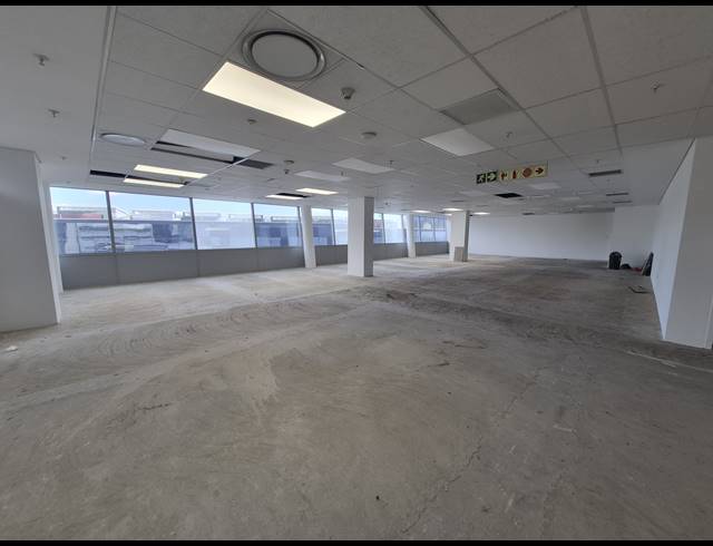 424M² OFFICE TO LET IN SANDTON CENTRAL